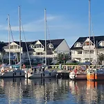 Hafenkiek 55 Exklusiv Wohnen Am Yachthafen Apartment Karlshagen