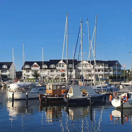 Апартаменты Hafenkiek 55 Exklusiv Wohnen Am Yachthafen Karlshagen